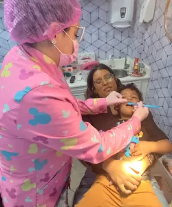 paciente-odontopediatra-duall-odonto1